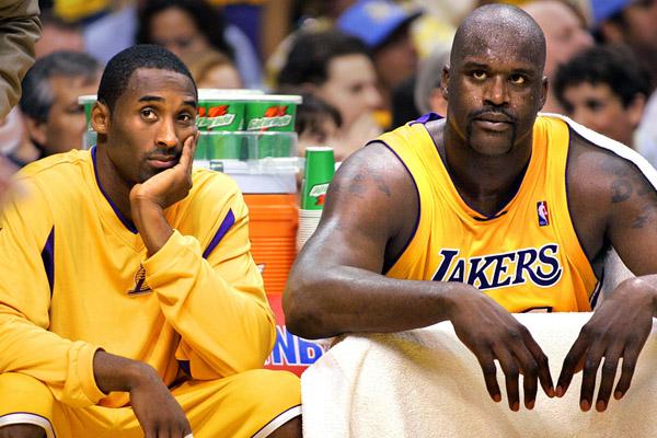  鲍文双响炮西汉姆联主场擒下狼队